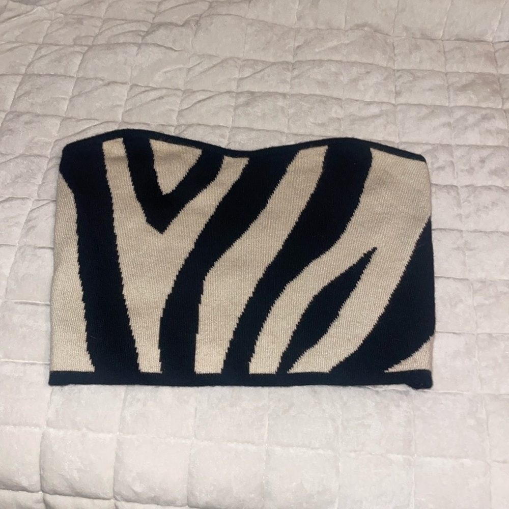 Boutique zebra print tube top!!🦓